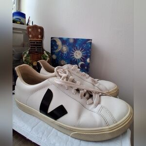 Veja White Sneakers with Black Logo 6